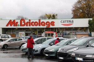 logo monsieur bricolage