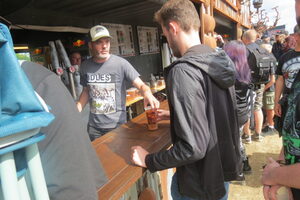 photo d’un des bars au hellfest